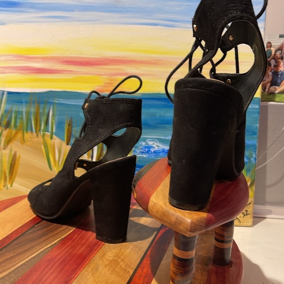 2 for $10 8M Black Indigo Road Velvet shoes - Picture 4 of 8